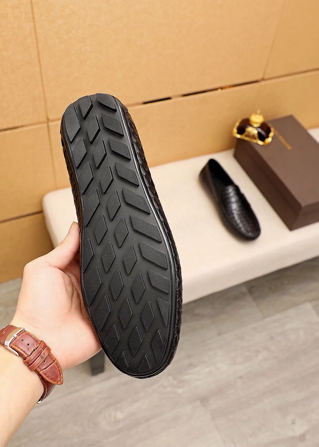 Men's men's shoes 💰500 💐 BV men's slip-on shoes® [BOTTEGA VENETA] official website counter new model, one-to-one mold opening ⚠Italian calfskin purely hand-woven ➕cow 🐂 leather lining. Driving slip-ons, available at counters, sizes 38～44 (45🉑️customized)